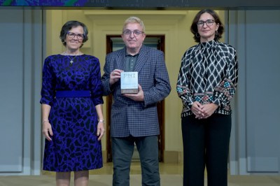 Fermín Sánchez rep el Premi d'Investigació de la SCIE i la Fundació BBVA 2023